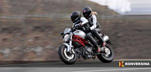 Apa Itu Jaket Touring